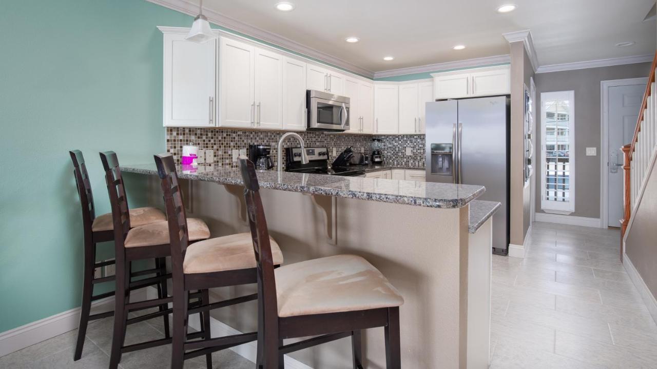 Beautiful Townhome Right On The Gulf - Get Ready To Relax! Panama City Beach Buitenkant foto